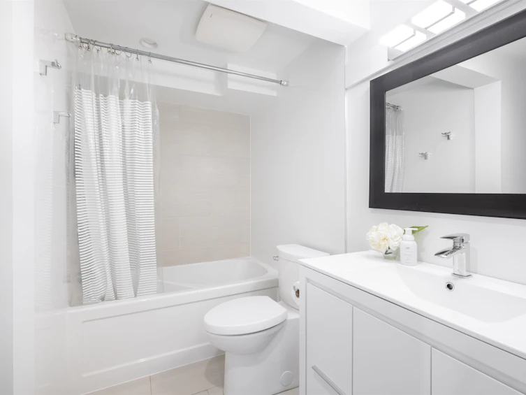 1095 W Keith Road, North Vancouver, BC, V7P 1Y6 - 21