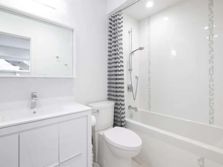 1095 W Keith Road, North Vancouver, BC, V7P 1Y6 - 18