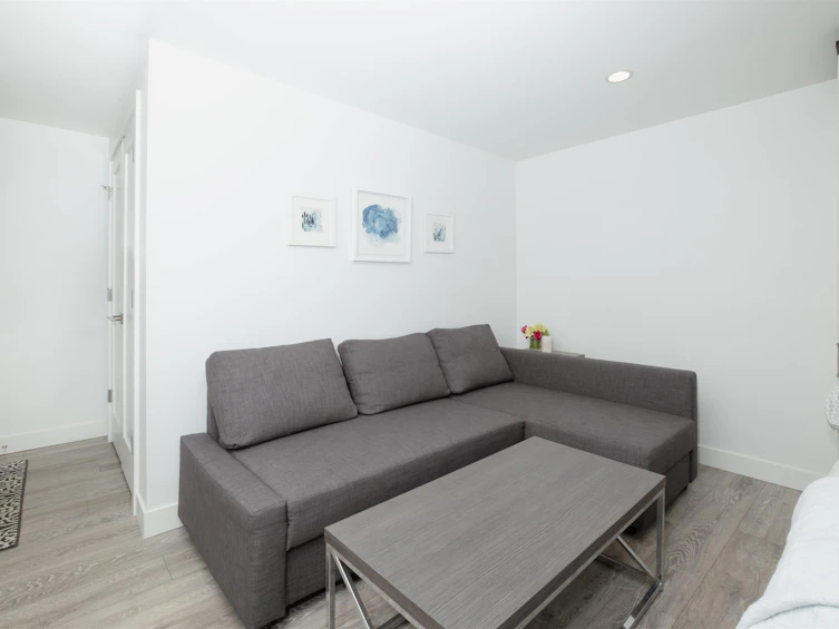 1095 W Keith Road, North Vancouver, BC, V7P 1Y6 - 23