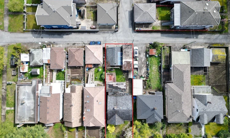 2150 Nanaimo Street