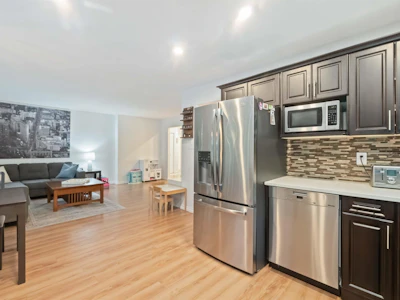 27111 122 Avenue - 5