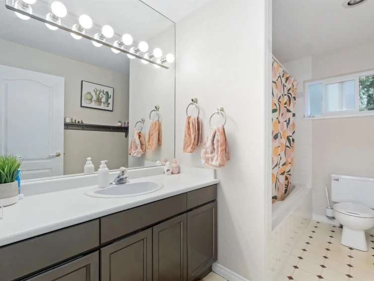 27111 122 Avenue, Maple Ridge, BC, V2W 1C2 - 23