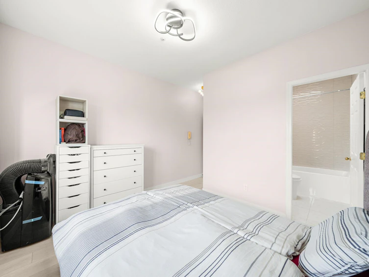 5657 Kerr Street, Vancouver, BC, V5R 4B5 - 13