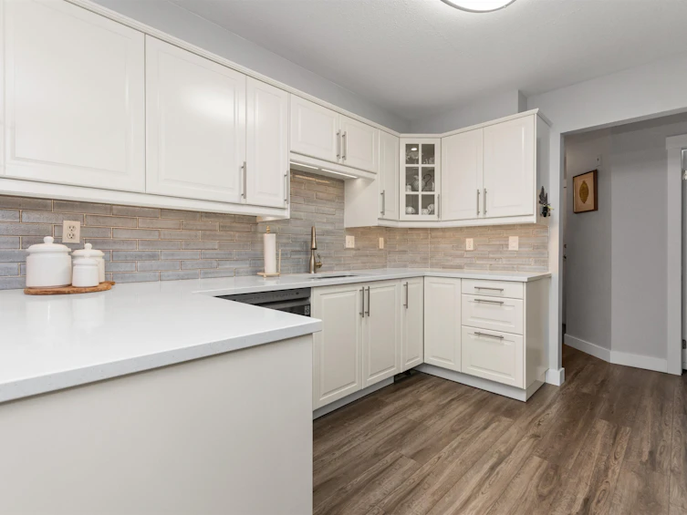 209-2491 Gladwin Road, Abbotsford, BC, V2T 3N8 - 6