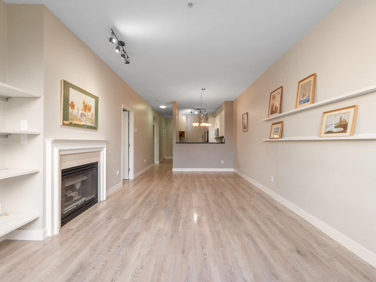 126-5800 Andrews Road, Richmond, BC, V7E 6M2 - 10