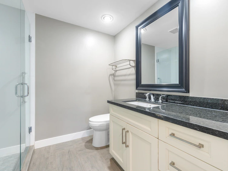 126-5800 Andrews Road, Richmond, BC, V7E 6M2 - 29