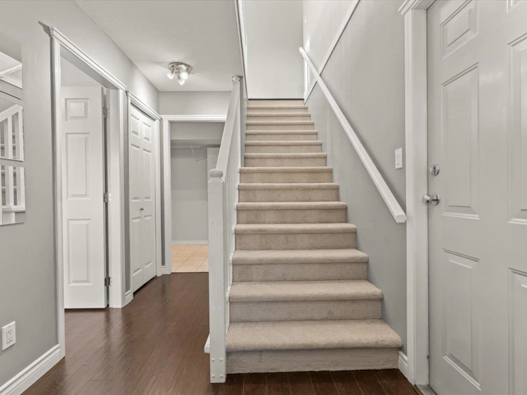 8263 Melburn Drive, Mission, BC, V2V 7H3 - 3