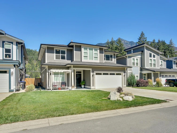 65517 Skylark Lane, Hope, BC, V0X 1L1