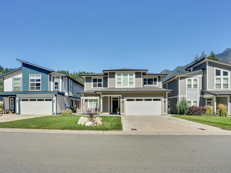 65517 Skylark Lane, Hope, BC, V0X 1L1 - 2