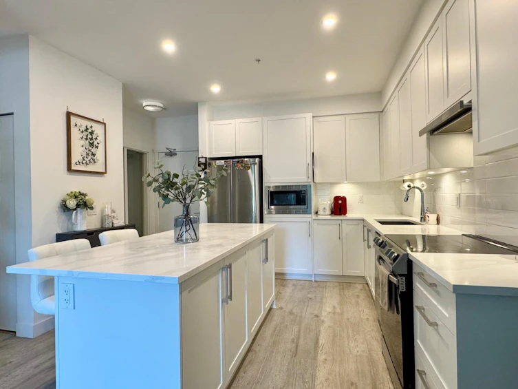 208-2160 Grant Avenue, Port Coquitlam, BC, V3B 0T3 - 2