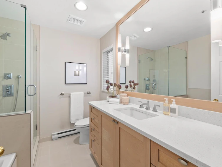 3274 W 1st Avenue, Vancouver, BC, V6K 1H5 - 19
