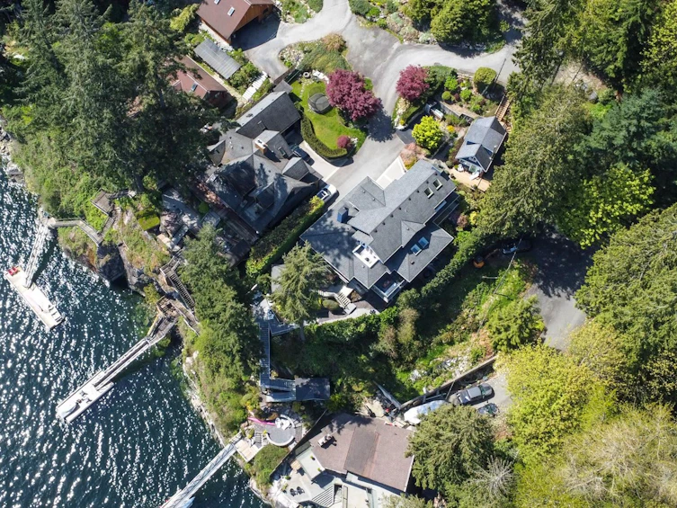 5125 Indian River Drive, North Vancouver, BC, V7G 2T6 - 5