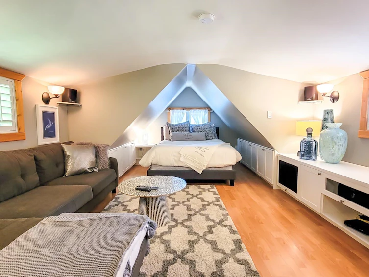 5125 Indian River Drive, North Vancouver, BC, V7G 2T6 - 39