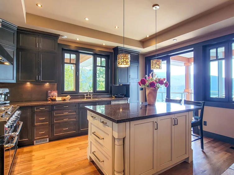 5125 Indian River Drive, North Vancouver, BC, V7G 2T6 - 7