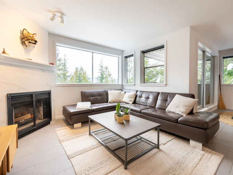 14-2240 Gondola Way, Whistler, BC, V8E 0N1 - 2