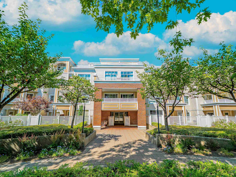 211 - 7117 Antrim Avenue, Burnaby BC V5J 5K1
