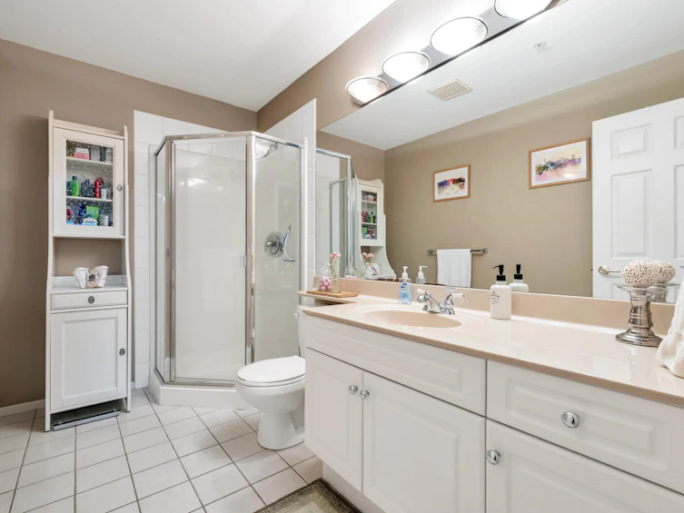202-4745 54a Street, Delta, BC, V4K 2Z9 - 17