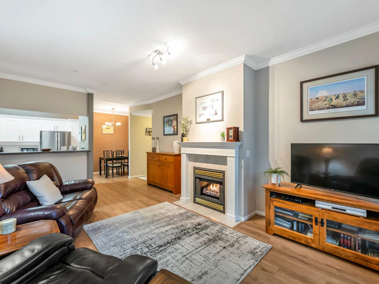202-4745 54a Street, Delta, BC, V4K 2Z9 - 6