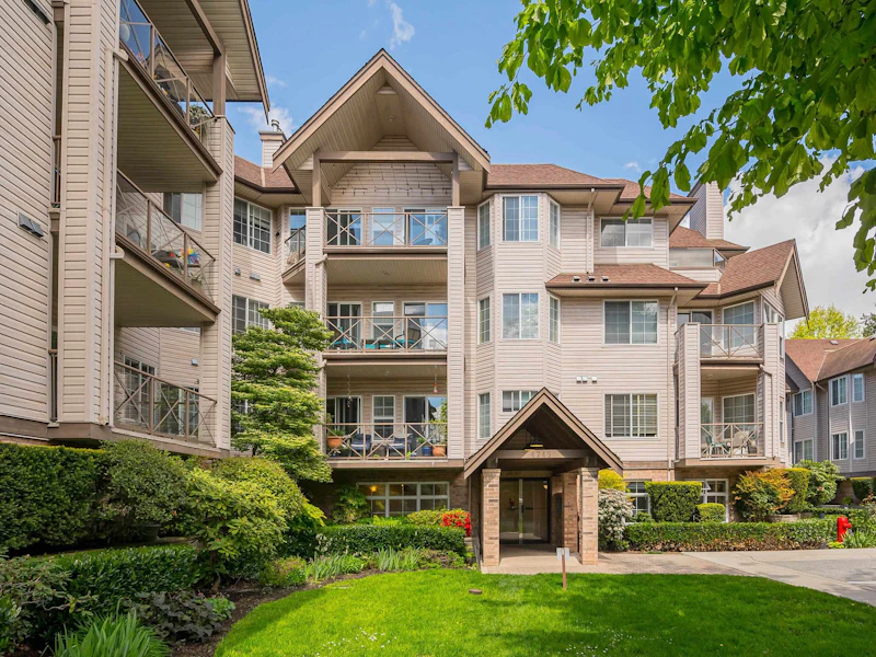 202 - 4745 54a Street, Delta BC V4K 2Z9