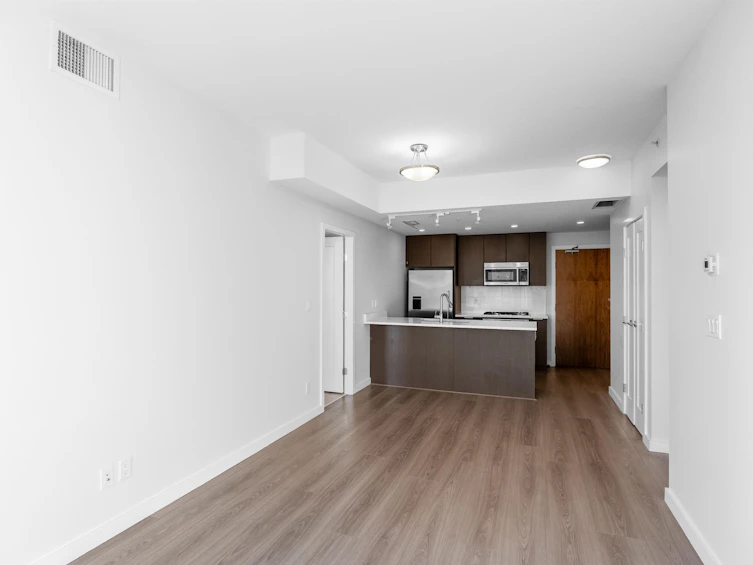 902-8628 Hazelbridge Way, Richmond, BC, V6X 0R5 - 6
