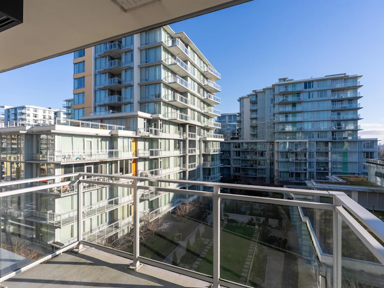 902-8628 Hazelbridge Way, Richmond, BC, V6X 0R5 - 23