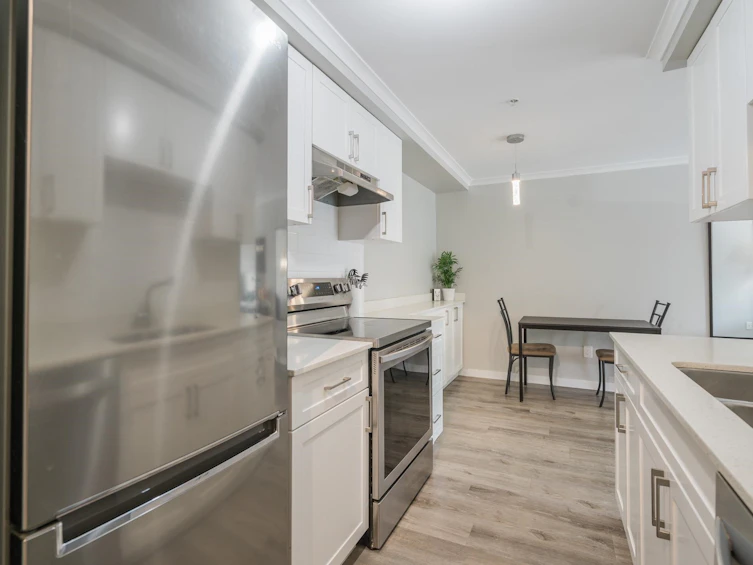 203-2036 Coquitlam Avenue, Port Coquitlam, BC, V3B 1J5 - 3