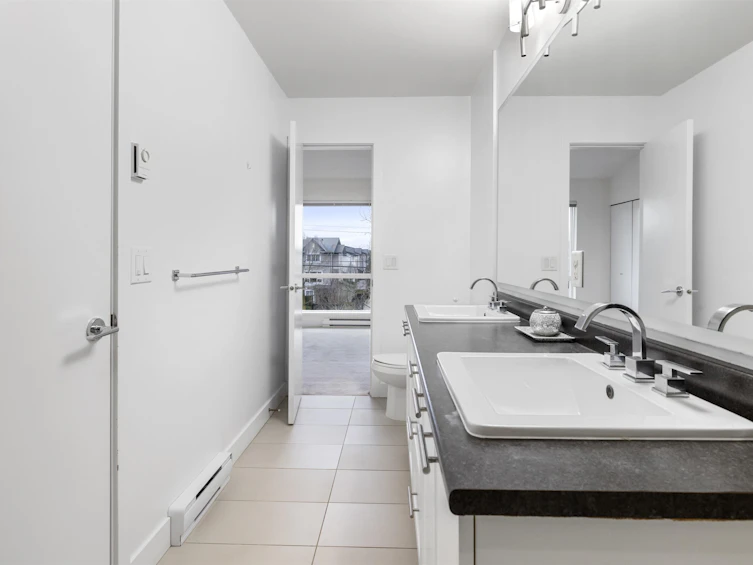 28-16223 23a Avenue, Surrey, BC, V3Z 6P4 - 23