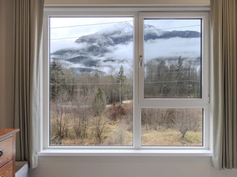 202-1870 Dowad Drive, Squamish, BC, V8B 1C4 - 16