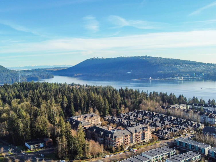 303-3602 Aldercrest Drive, North Vancouver, BC, V7G 0A2 - 31