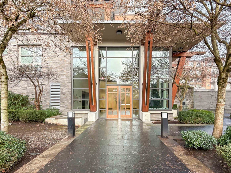 303-3602 Aldercrest Drive, North Vancouver, BC, V7G 0A2 - 5
