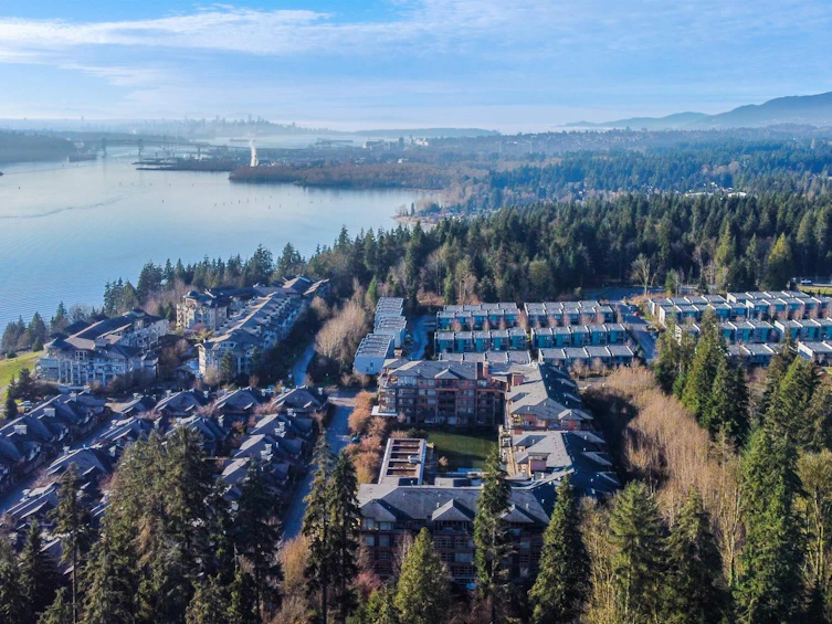 303-3602 Aldercrest Drive, North Vancouver, BC, V7G 0A2 - 32