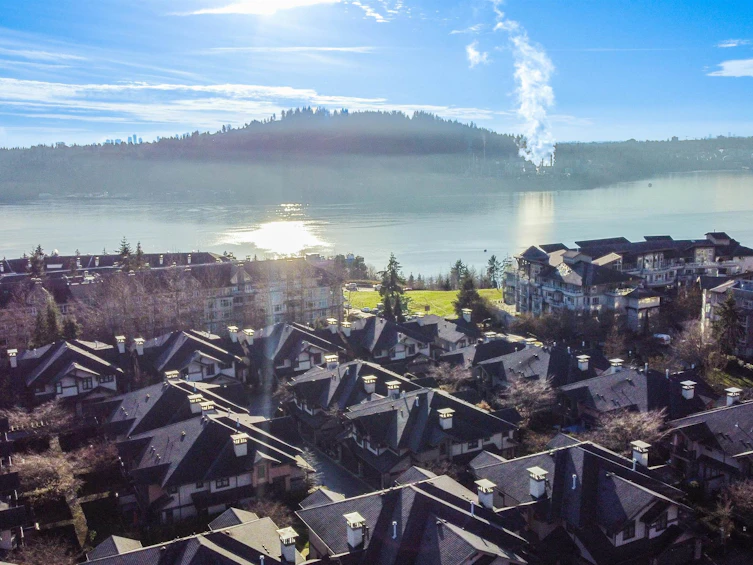 303-3602 Aldercrest Drive, North Vancouver, BC, V7G 0A2 - 35