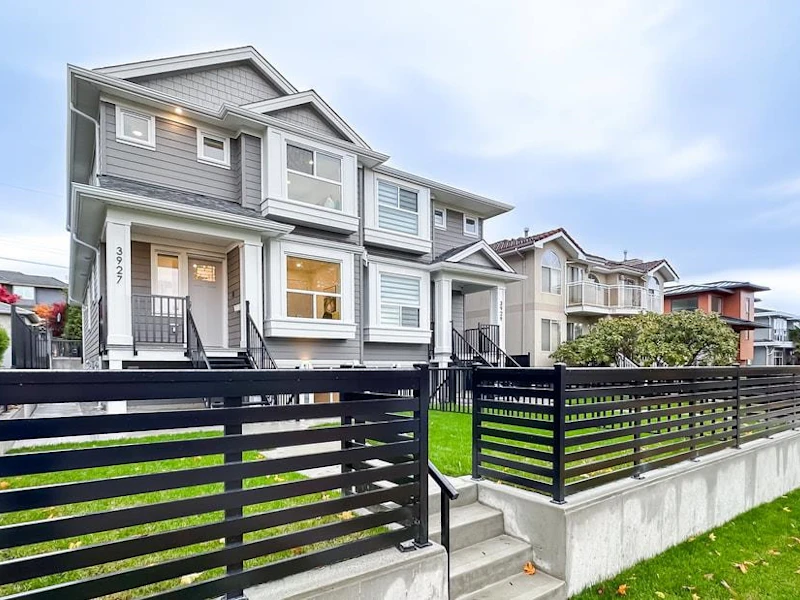 3927 Forest Street, Burnaby BC V5G 1W7