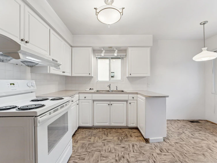 1521 E 64th Avenue, Vancouver, BC, V5P 2M4 - 7