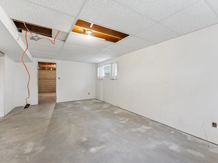 1521 E 64th Avenue, Vancouver, BC, V5P 2M4 - 25