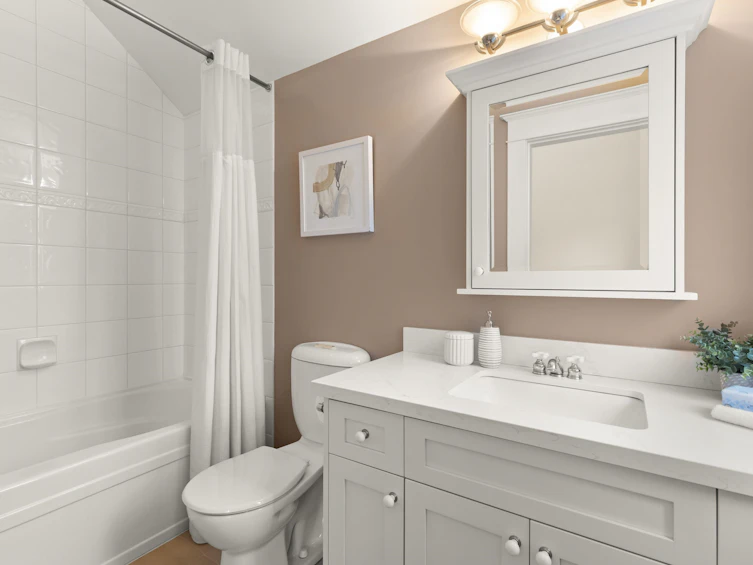 3540 W 5th Avenue, Vancouver, BC, V6R 1R9 - 32