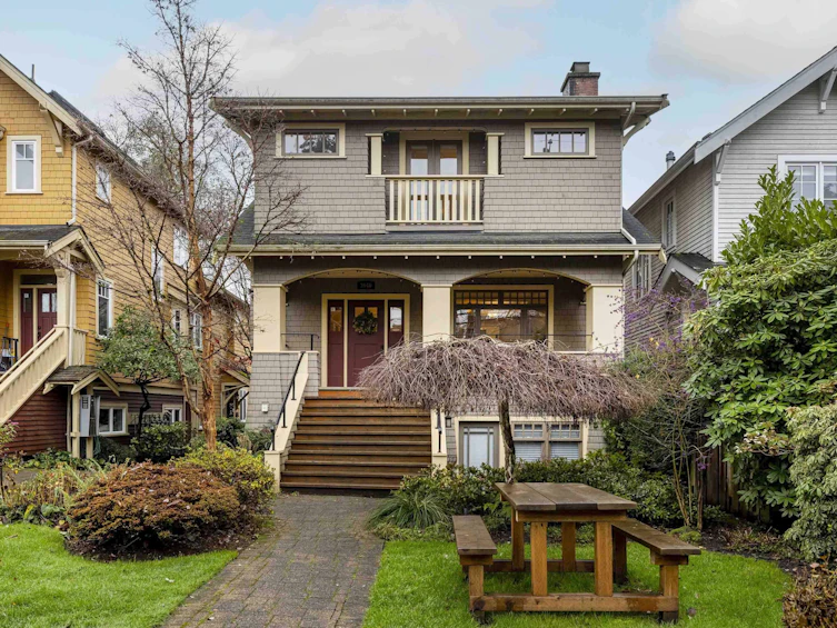 3540 W 5th Avenue, Vancouver, BC, V6R 1R9 - 2