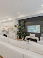10 33929 Barker Court