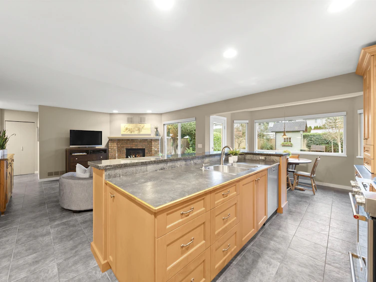 6544 Claytonhill Grove, Surrey, BC, V3S 7N4 - 11