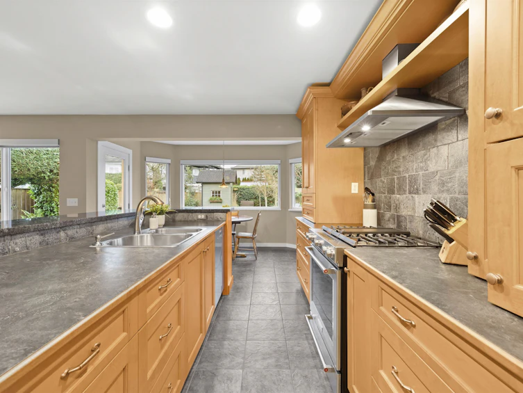 6544 Claytonhill Grove, Surrey, BC, V3S 7N4 - 9