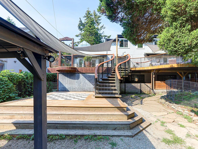 16124 9 Avenue, Surrey, BC, V4A 1A6 - 24