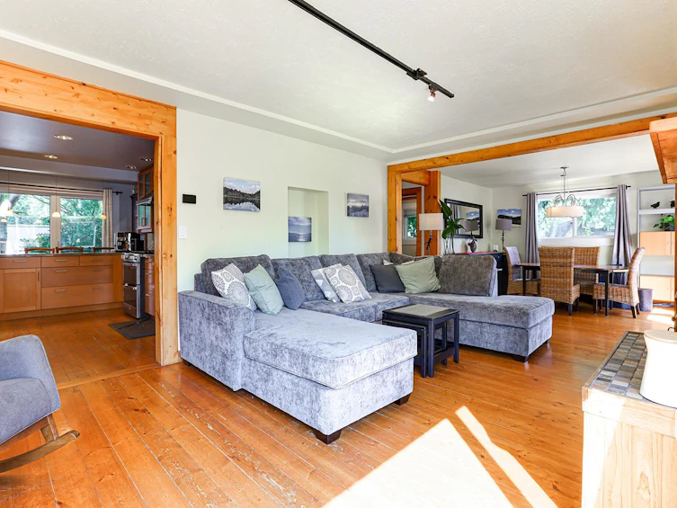 16124 9 Avenue, Surrey, BC, V4A 1A6 - 6