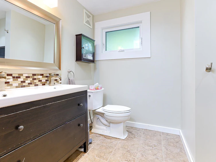16124 9 Avenue, Surrey, BC, V4A 1A6 - 29