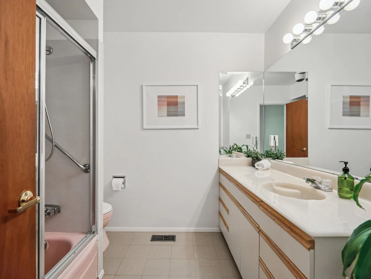 2174 Hoskins Road, North Vancouver, BC, V7J 3A3 - 24
