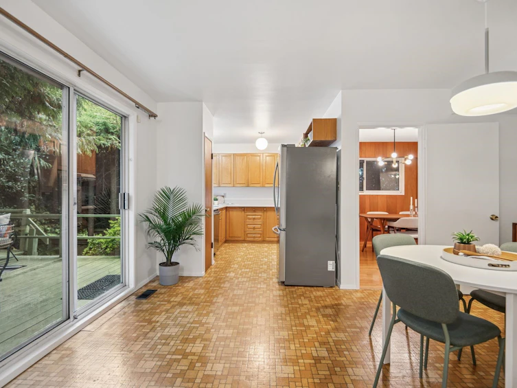 2174 Hoskins Road, North Vancouver, BC, V7J 3A3 - 16