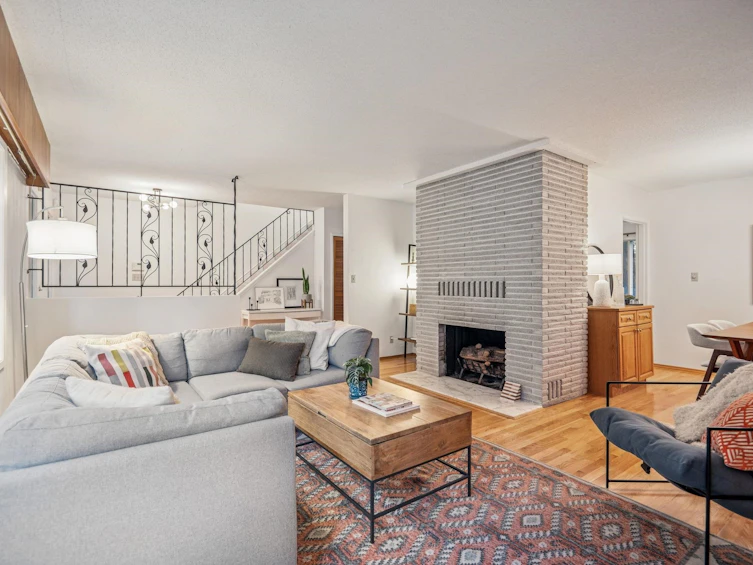 2174 Hoskins Road, North Vancouver, BC, V7J 3A3 - 6