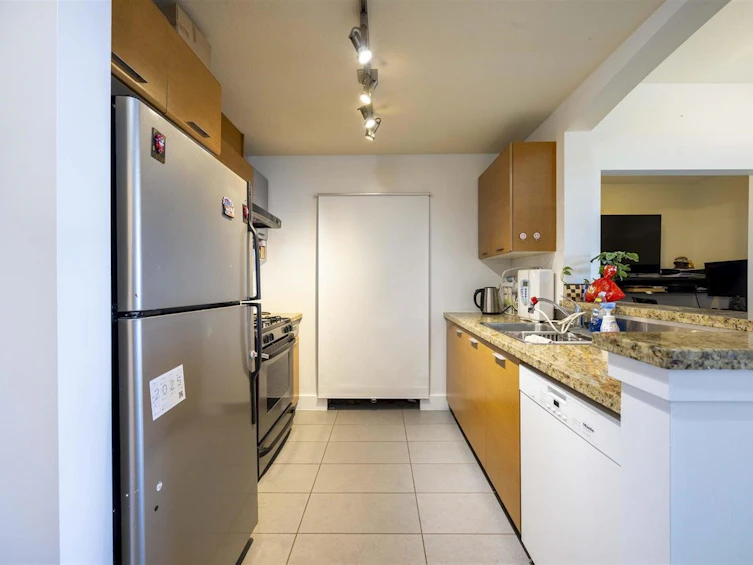 107-6033 Katsura Street, Richmond, BC, V6Y 0B3 - 3