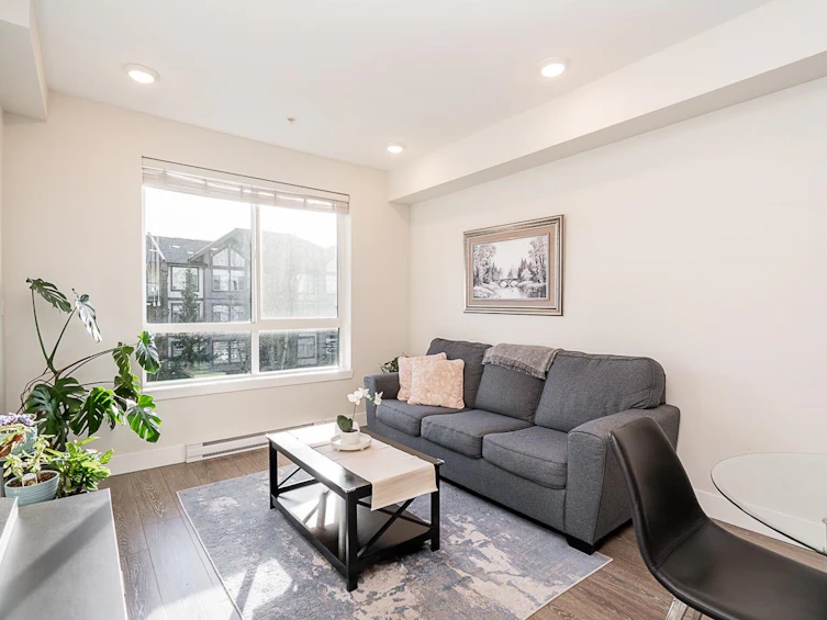 316-15351 101 Avenue, Surrey, BC, V3R 0G2 - 15