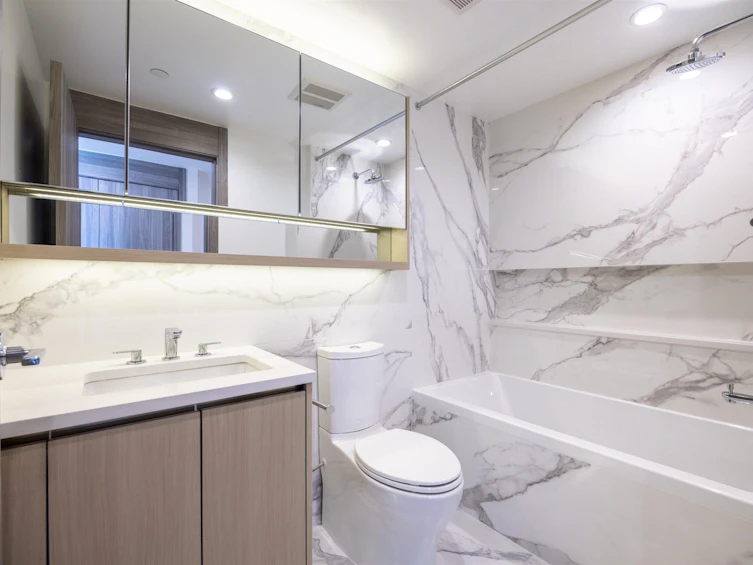 2901-13778 100 Avenue, Surrey, BC, V3T 0V3 - 13