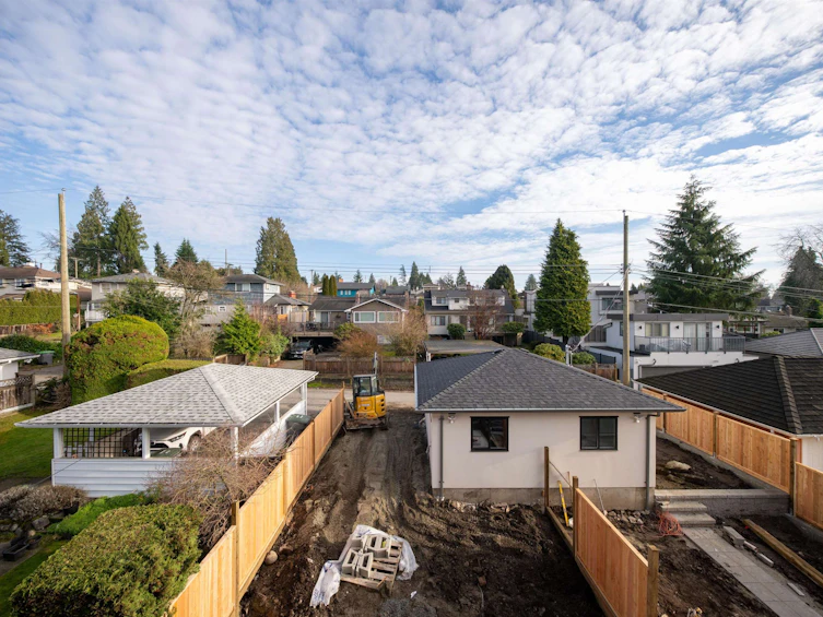 7380 Maple Street, Vancouver, BC, V6P 5P7 - 25